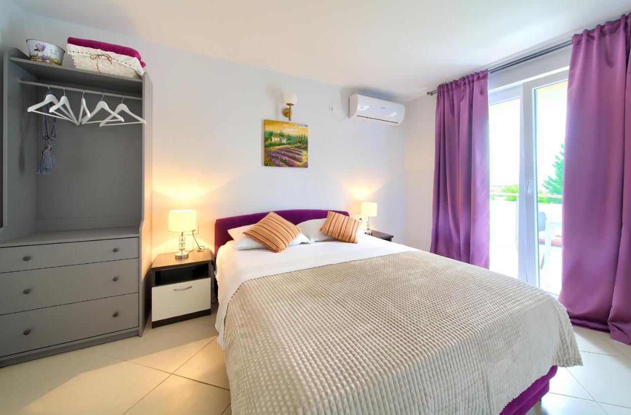 Malinska -Krk Apartamento Exterior foto