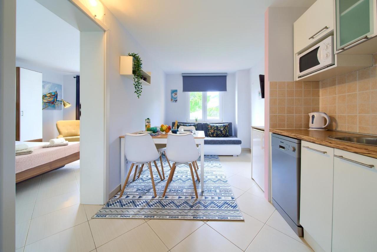 Malinska -Krk Apartamento Exterior foto