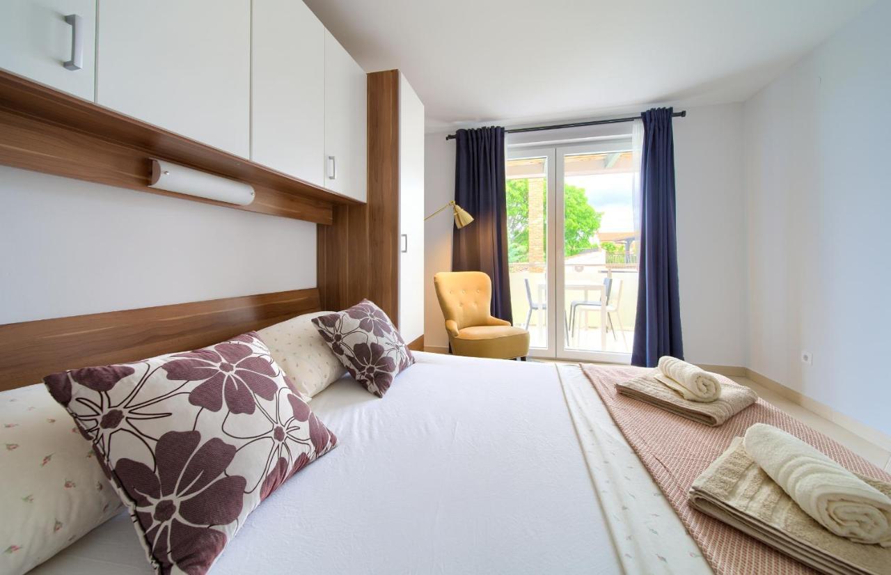 Malinska -Krk Apartamento Exterior foto