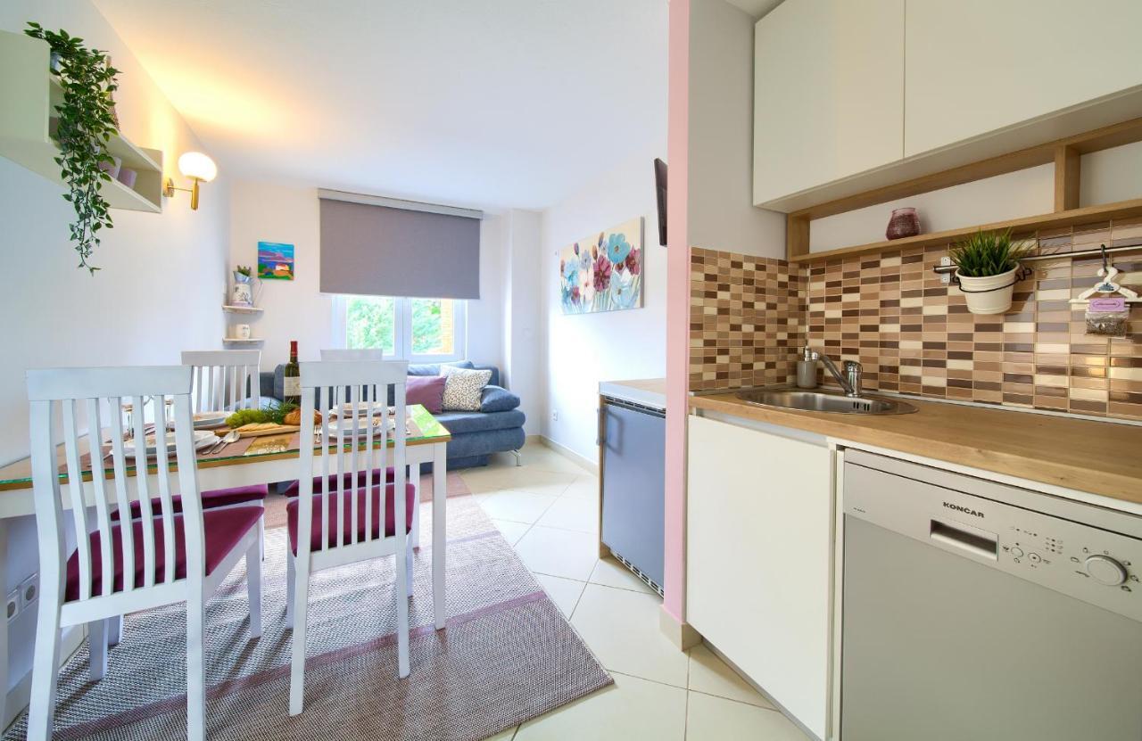 Malinska -Krk Apartamento Exterior foto