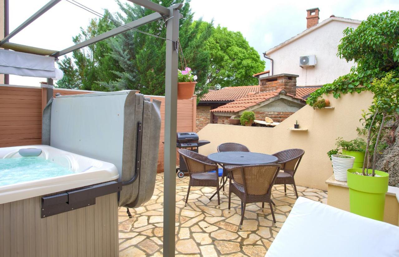 Malinska -Krk Apartamento Exterior foto
